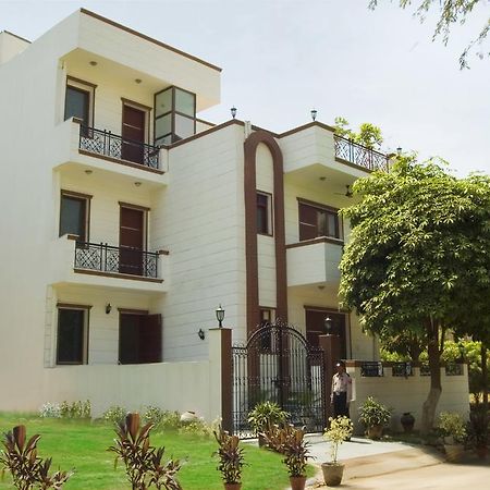 Appartement Tree Top Greens à Gurgaon Extérieur photo